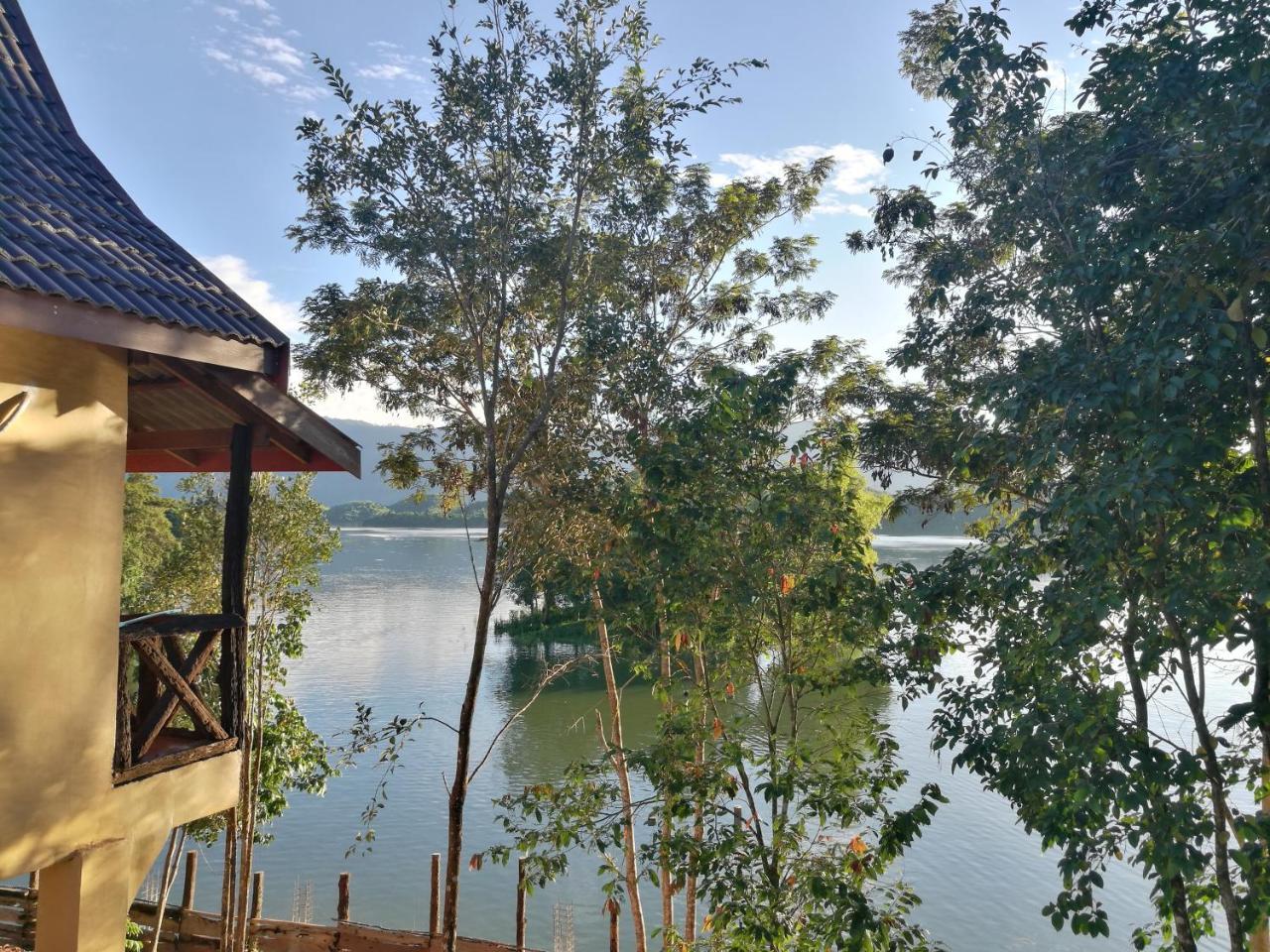 Nirvana Archipel Resort Vang Vieng Bagian luar foto