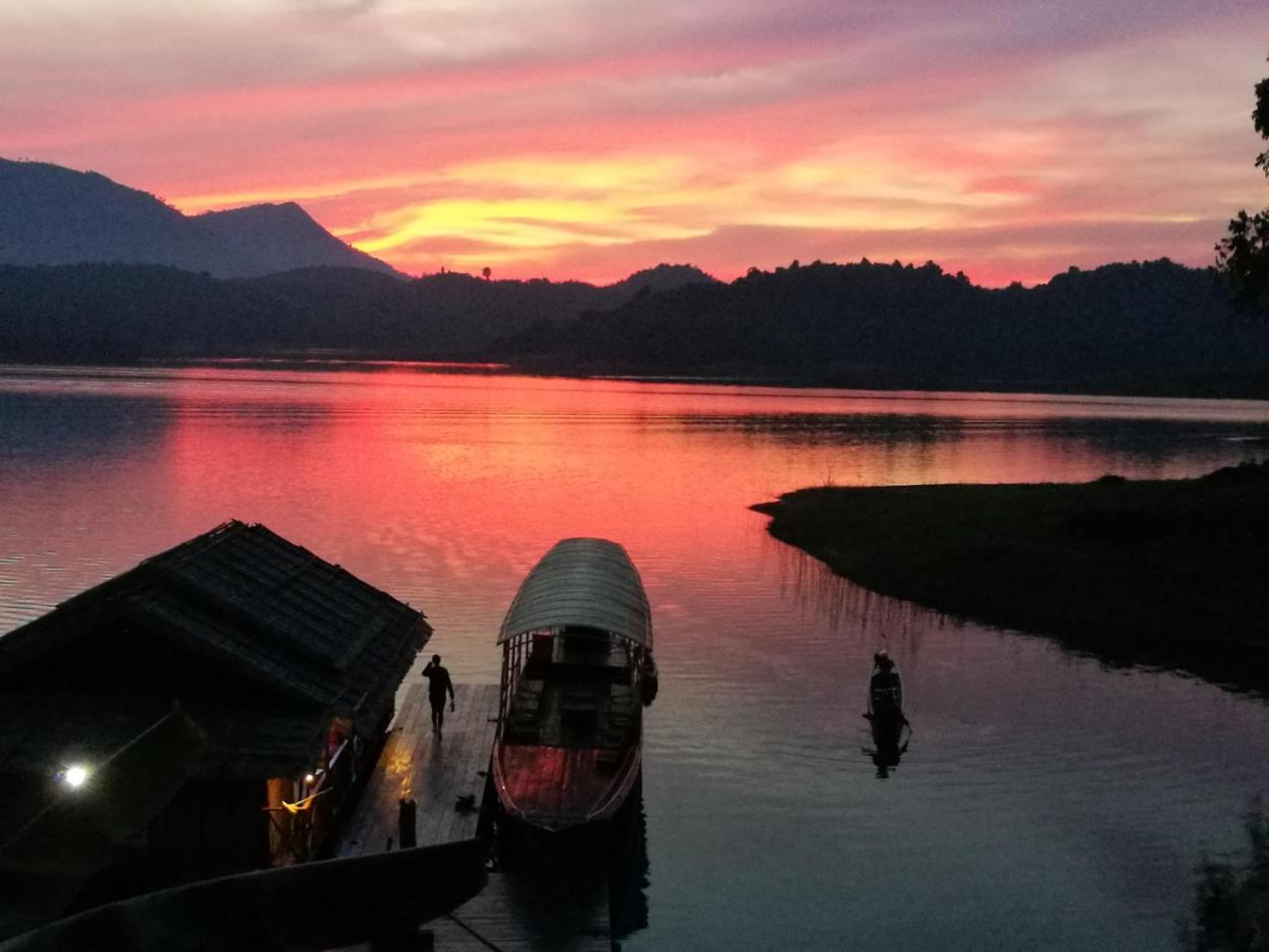 Nirvana Archipel Resort Vang Vieng Bagian luar foto